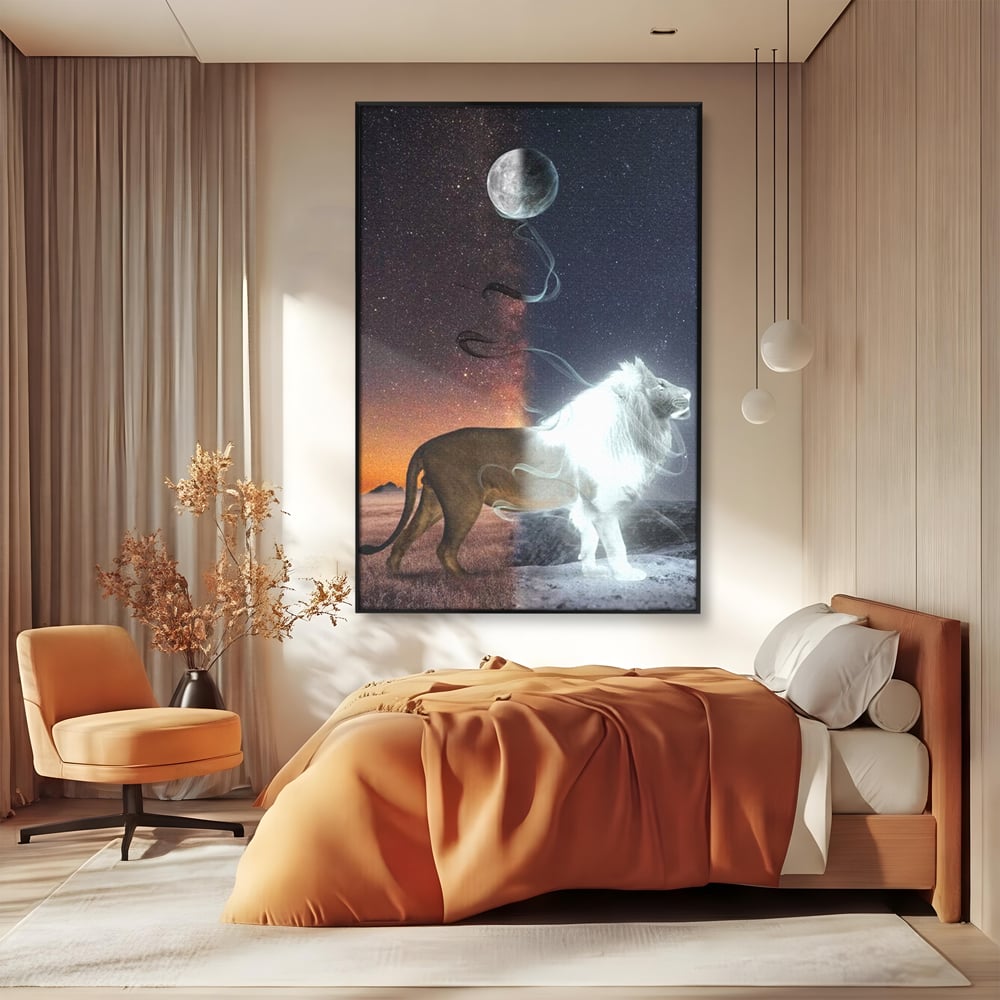 Tablou canvas cu tablou canvas cu leu si luna, in rama de aluminiu negru, pe perete intr-un dormitor